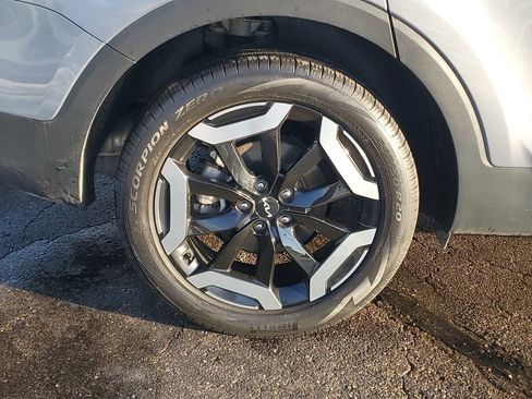 Certified 2024 Kia Telluride S w/ S Sunroof Package image 5