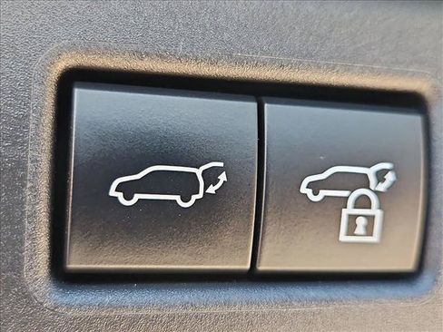 Used 2024 Toyota Sequoia Limited AWD/4WD image 7