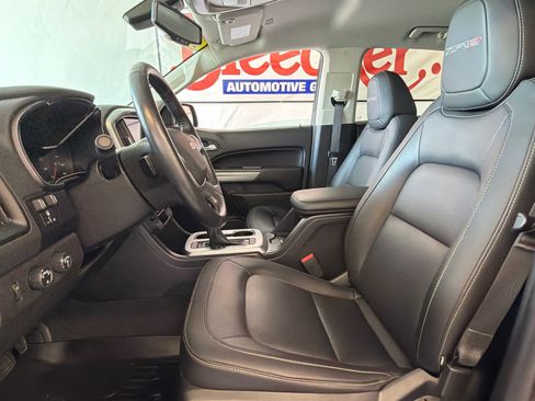 Used 2022 Chevrolet Colorado ZR2 AWD/4WD image 16