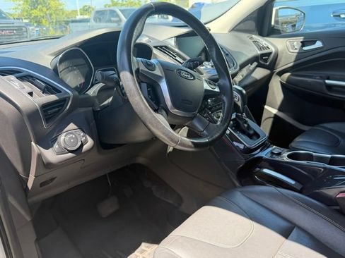 Used 2013 Ford Escape Titanium FWD image 11