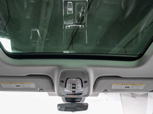 Used 2023 Audi Q8 Premium Plus AWD/4WD image 16