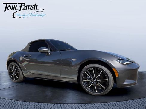New 2026 MAZDA MX-5 Miata Grand Touring RWD image 1