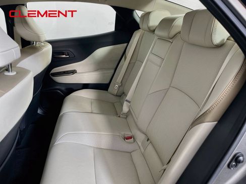 Used 2024 Toyota Crown AWD/4WD image 29