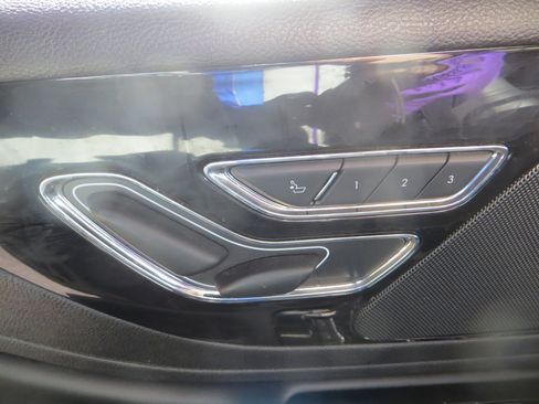 Used 2024 Lincoln Aviator AWD image 19