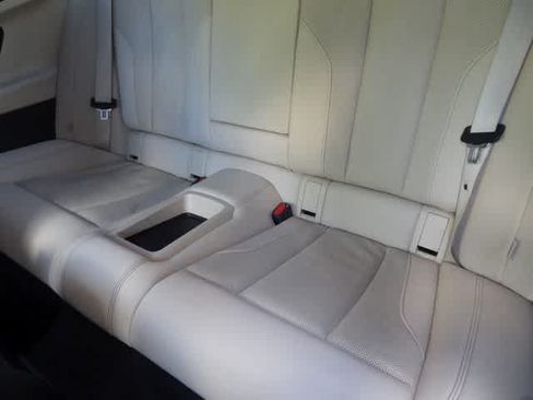 Used 2024 BMW 230i Coupe w/ Premium Package RWD image 7