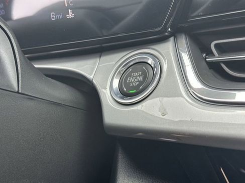 New 2026 Chevrolet Trax LT w/ Midnight Edition image 17