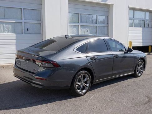 Used 2024 Honda Accord EX image 9
