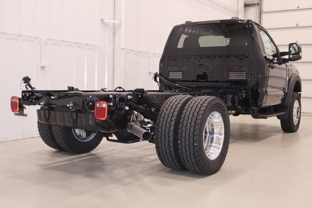 New 2026 Ford F600 4x4 Regular Cab Super Duty w/ XLT Value Package image 8