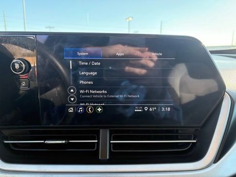 Used 2024 Chevrolet Trax LS image 16