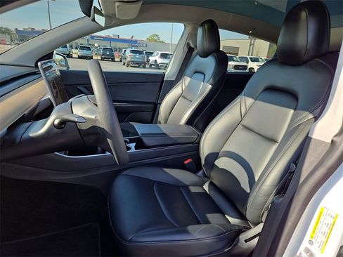 Used 2021 Tesla Model Y 2WD image 19