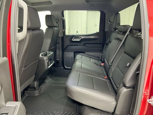 Used 2023 Chevrolet Silverado 1500 LTZ AWD/4WD image 23