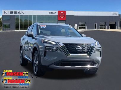 Used 2023 Nissan Rogue SL