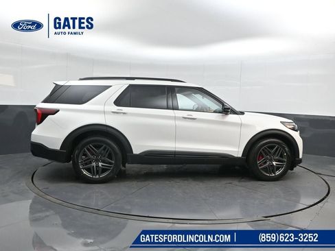 New 2026 Ford Explorer ST w/ Sun And Sound Package image 3