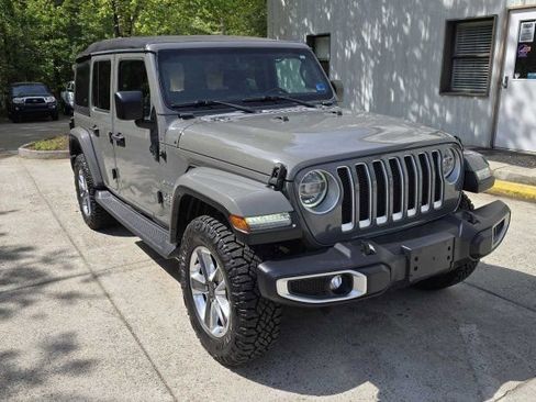 Used 2020 Jeep Wrangler Unlimited Sahara image 7