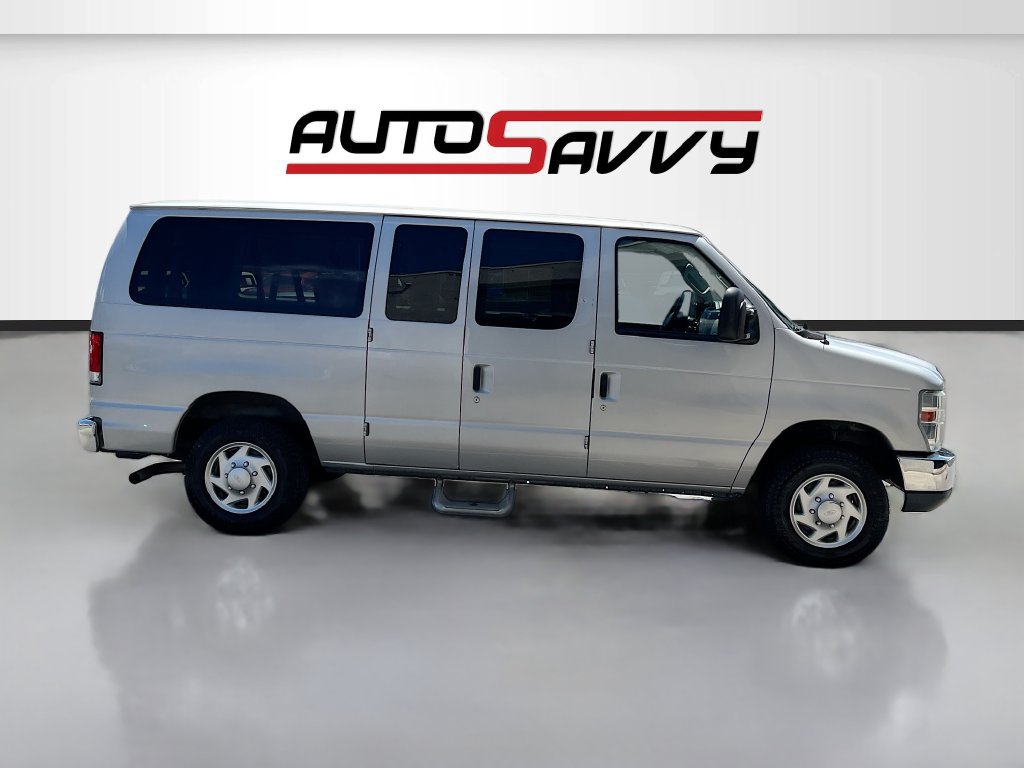 Used 2014 Ford E-350 and Econoline 350 XLT RWD image 8