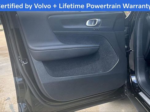 Used 2023 Volvo C40 P8 Recharge Plus image 24