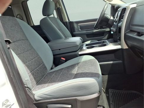 Used 2017 RAM 1500 Classic SLT RWD image 13