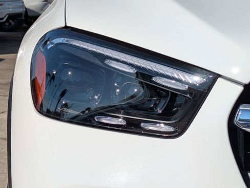 Used 2025 Mercedes-Benz GLE 350 4MATIC image 10