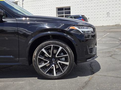 Used 2023 Volvo XC90 T8 Plus w/ Protection Package AWD/4WD image 9