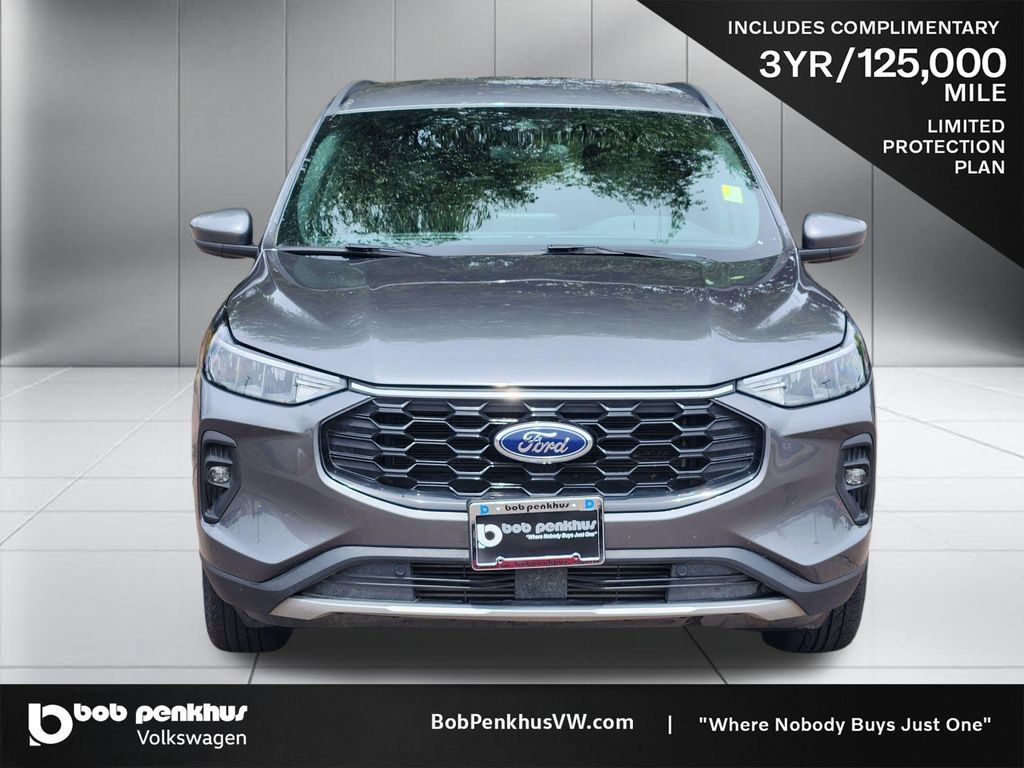 Used 2025 Ford Escape ST-Line Select AWD/4WD image 22