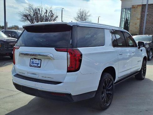 Certified 2023 GMC Yukon XL Denali image 3
