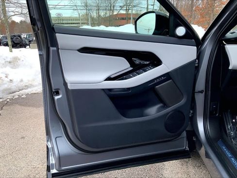 Used 2026 Land Rover Range Rover Evoque Dynamic SE image 21