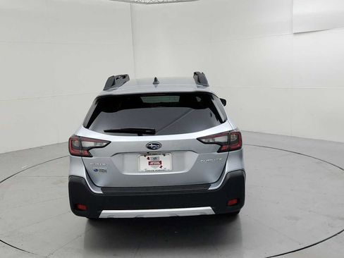Certified 2025 Subaru Outback Limited w/ Popular Package #2 AWD/4WD image 9