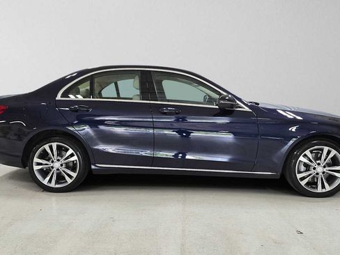 Used 2016 Mercedes-Benz C 300 4MATIC Sedan image 2