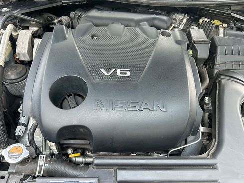 Used 2016 Nissan Maxima Platinum FWD image 40