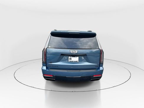 Used 2025 Cadillac Escalade Sport Platinum AWD/4WD image 7