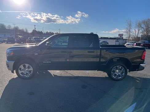 New 2026 RAM 1500 4x4 Crew Cab image 6