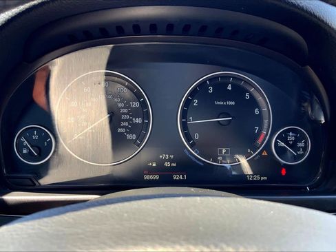 Used 2016 BMW 528i Sedan image 25