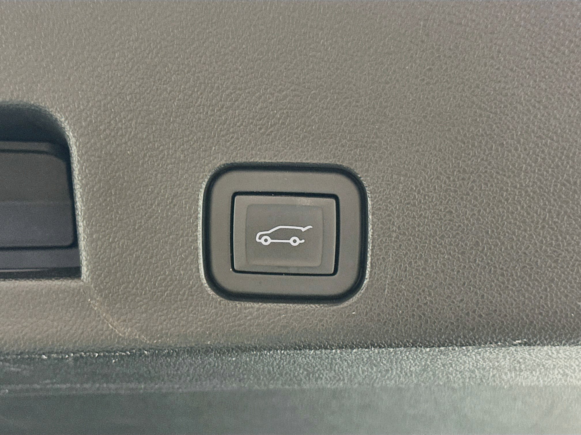 Used 2024 Chevrolet Traverse LT FWD image 30