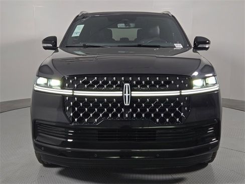 New 2026 Lincoln Navigator L Black Label image 8