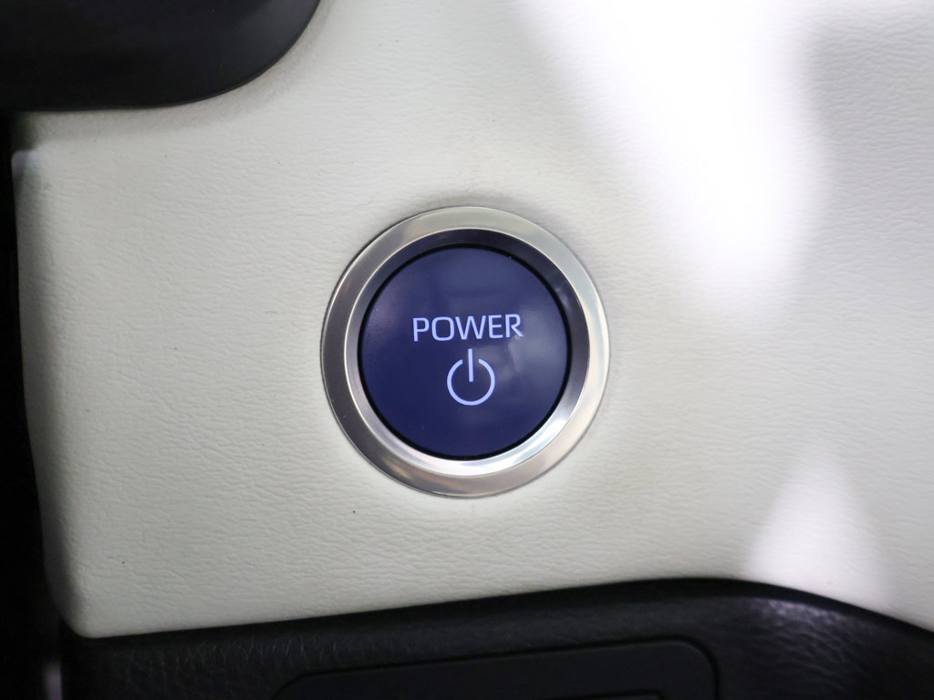 Used 2024 Toyota Tundra Capstone AWD/4WD image 47