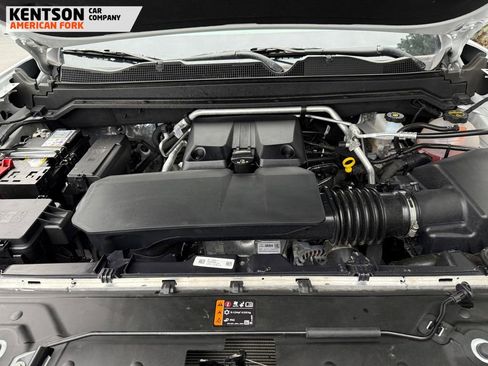 Used 2024 GMC Canyon Denali image 39