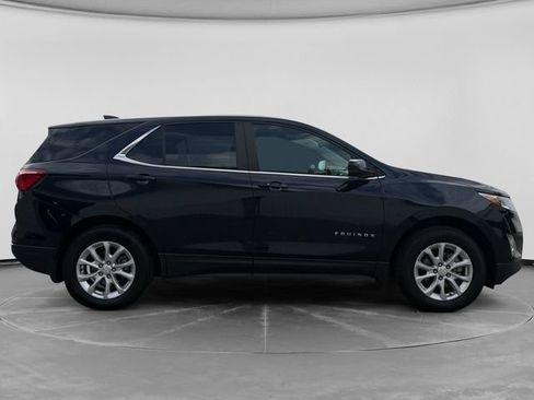 Used 2021 Chevrolet Equinox LT AWD/4WD image 2
