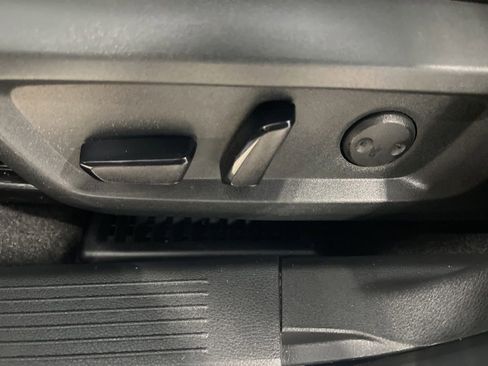 Certified 2024 Nissan Rogue SV image 52