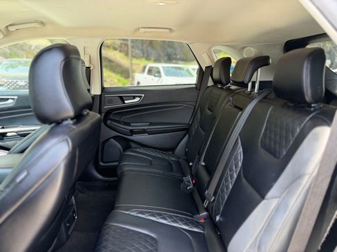 Used 2024 Ford Edge Titanium AWD/4WD image 6