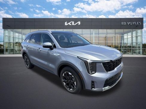 Certified 2025 Kia Sorento S w/ Panoramic Sunroof Package FWD image 1