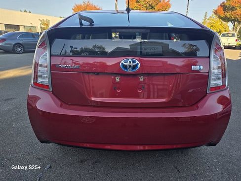 Used 2014 Toyota Prius image 4