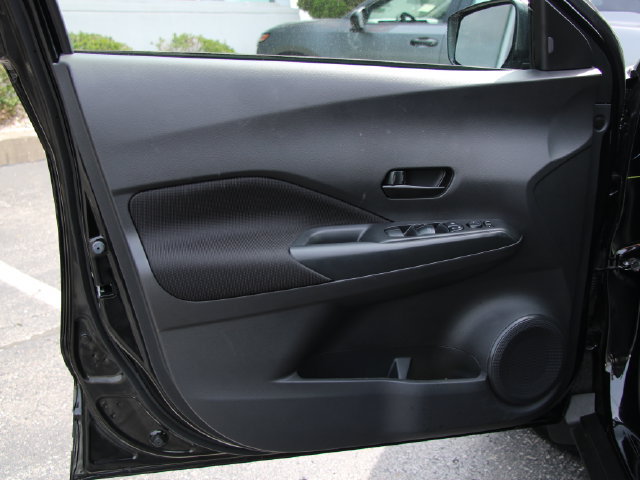 Certified 2025 Nissan Kicks Play S FWD image 12