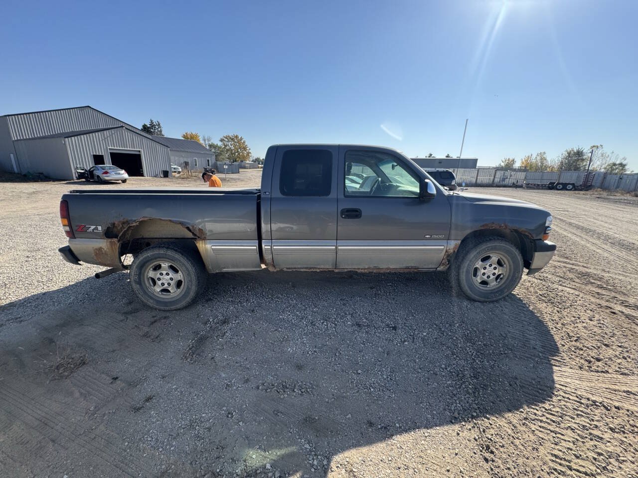 Used 2000 Chevrolet Silverado 1500 LS w/ Off-Road Chassis Pkg AWD/4WD image 6