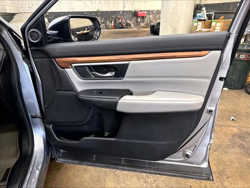 Used 2020 Honda CR-V Touring image 26