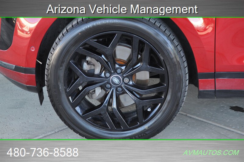 Used 2020 Land Rover Range Rover Evoque SE AWD/4WD image 18