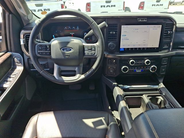 Used 2026 Ford F450 Lariat w/ Lariat Ultimate Package AWD/4WD image 11