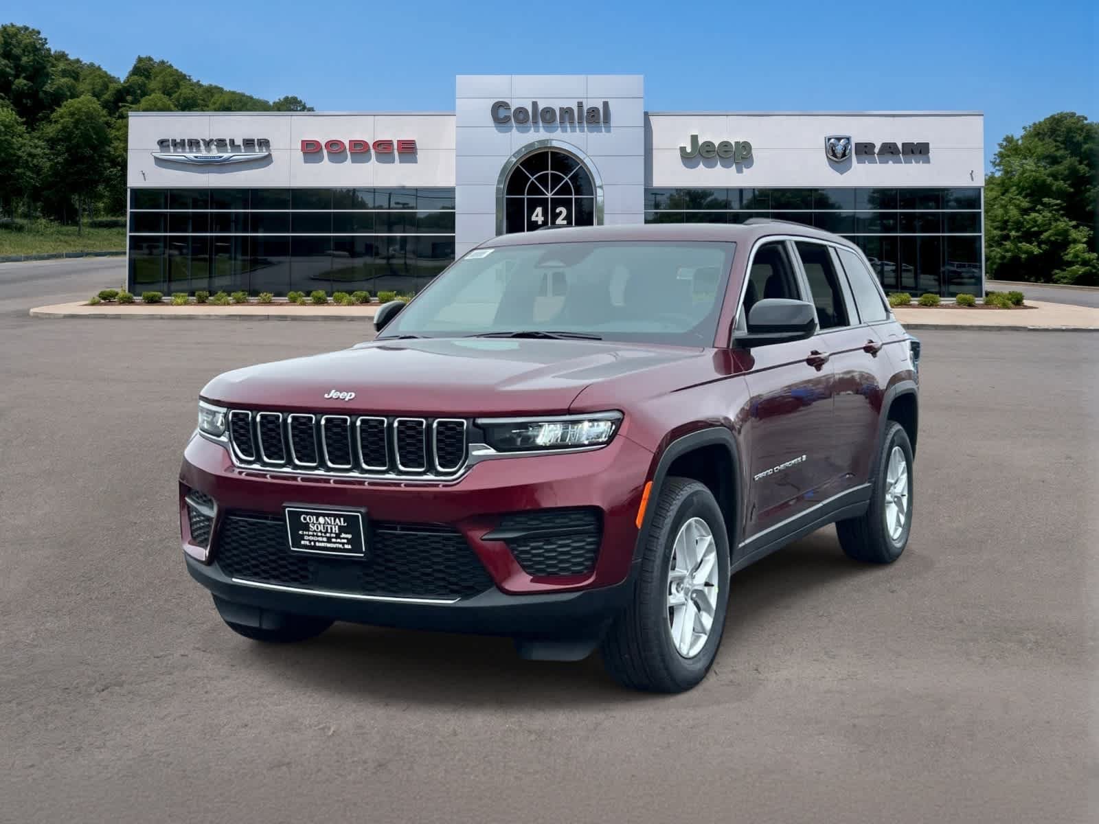 New 2026 Jeep Grand Cherokee Laredo AWD/4WD image 2