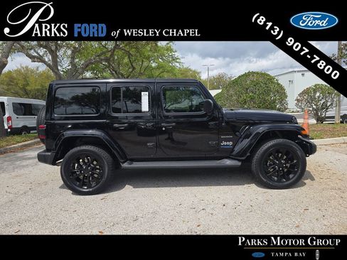 Used 2021 Jeep Wrangler Unlimited Sahara w/ Cold Weather Group image 3