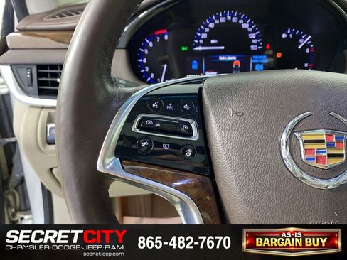 Used 2013 Cadillac XTS Luxury w/ Driver Awareness Package FWD image 16