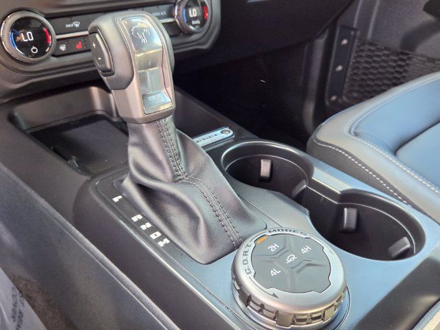 Used 2025 Ford Bronco Outer Banks AWD/4WD image 21